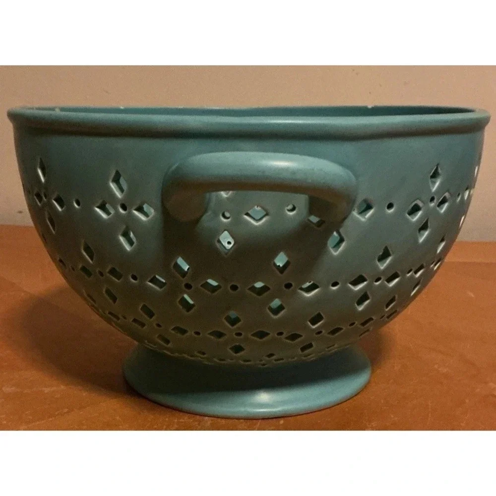 Threshold Earthenware Teal Ceramic Colander‎ 5.5